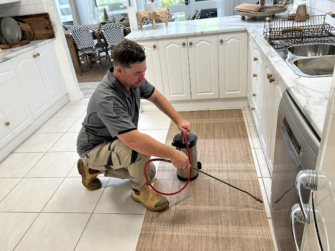 Julian Davidson Pest Management in Swansea Heads